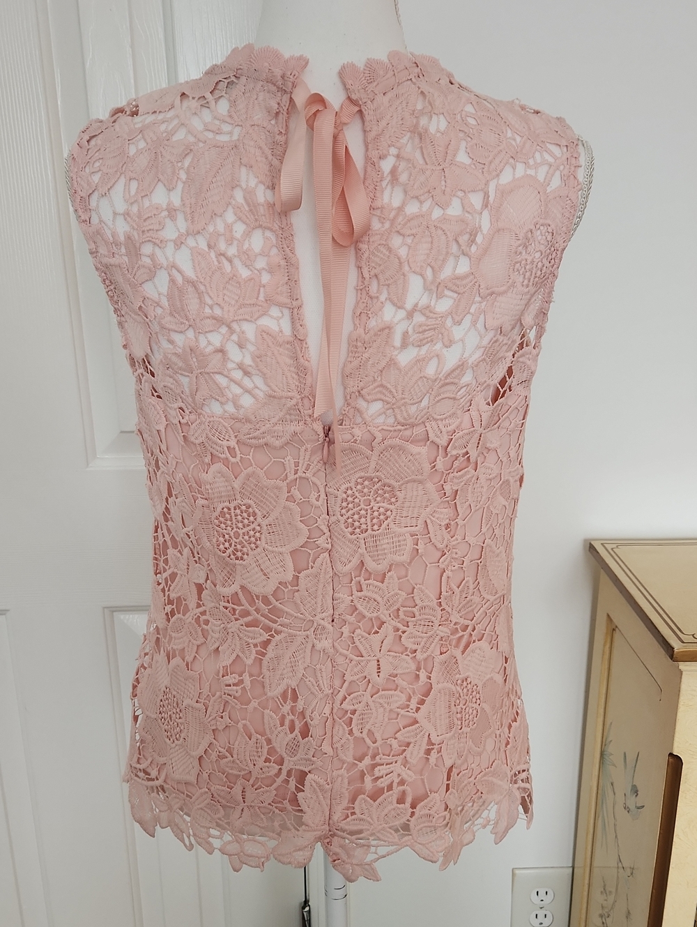 Nanette Lepore Pink Lace Floral Blouse M Romantic Croquette Cottagecore - Picture 3 of 4